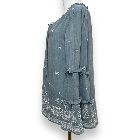 Fig & Flower Shirt Womens S Boho Bell Sleeve Floral Embroidery NWT - Picture 5 of 16